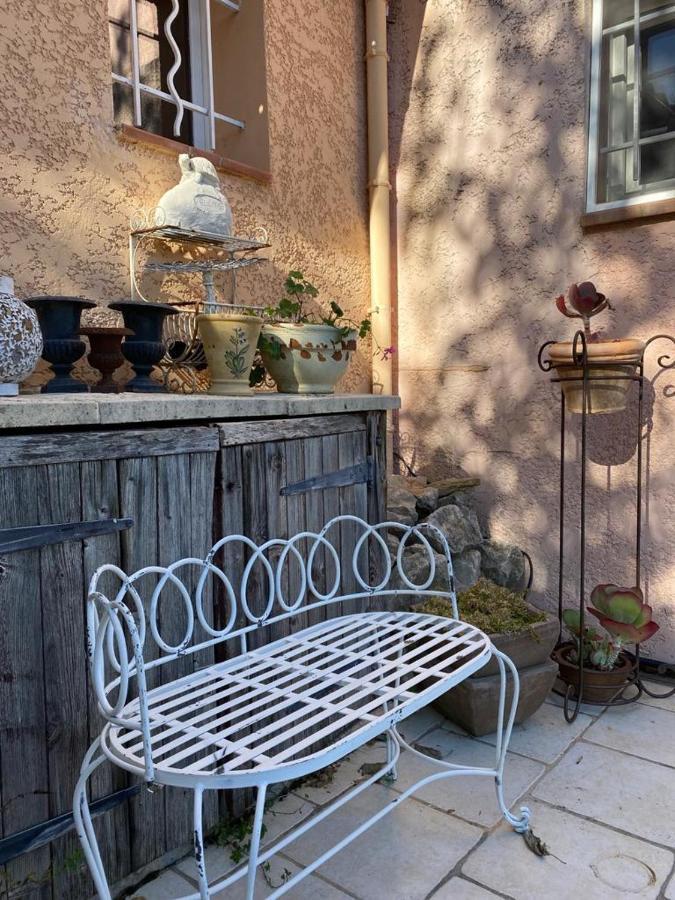 مبيت وإفطار Entrecasteaux L'Eveil En Provence المظهر الخارجي الصورة