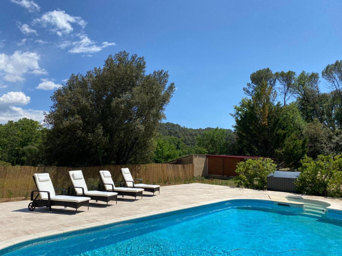 مبيت وإفطار Entrecasteaux L'Eveil En Provence المظهر الخارجي الصورة